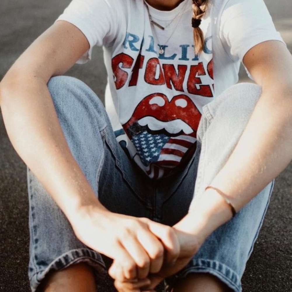 Urban Outfitters 🤎 Rolling Stones tee